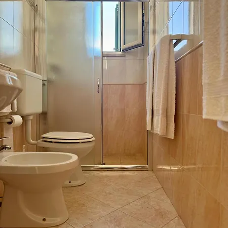 Bed & Breakfast La Rondine Uggiano La Chiesa