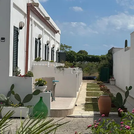 La Rondine Bed & Breakfast 3*