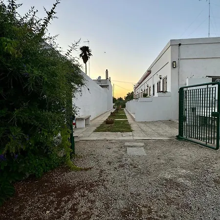 Konukevi La Rondine 3*