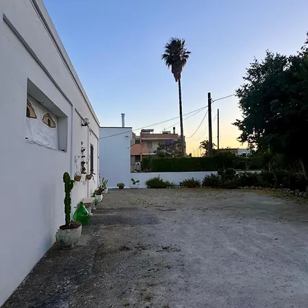 Guest house La Rondine 3*